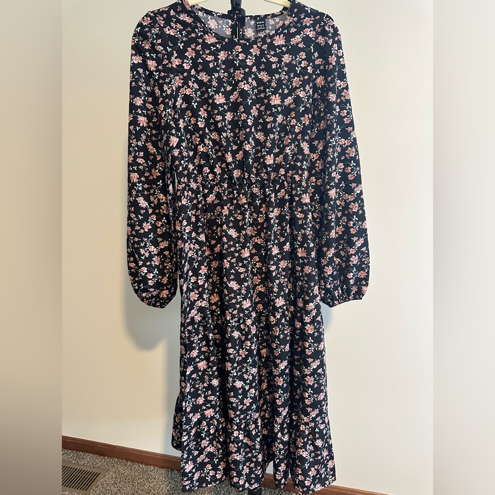 Floral Black and Pink Women's Dress